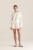 Bluza Blan ecru oversize – modelka przodem – długi rękaw, luźny krój – ANA atelier