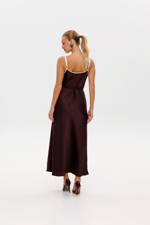 ANA ATELIER6130.jpg