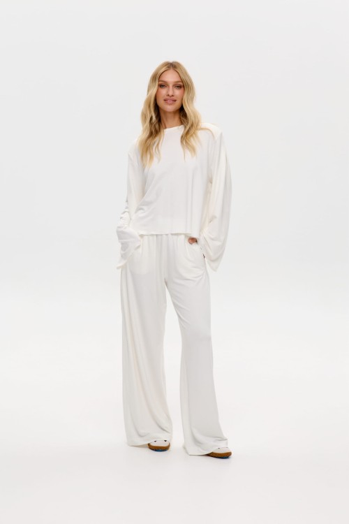 ANA ATELIER5815.jpg